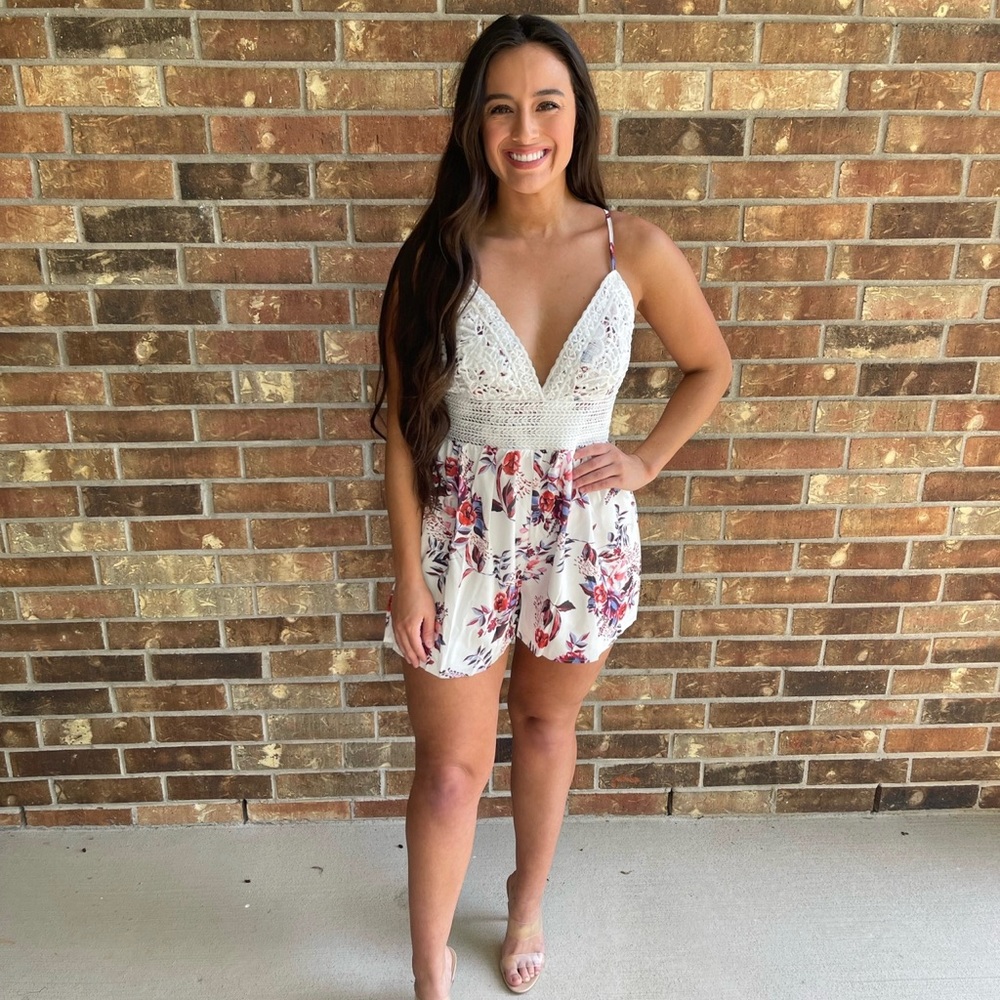 Deep V Spaghetti Straps Lace Floral Romper